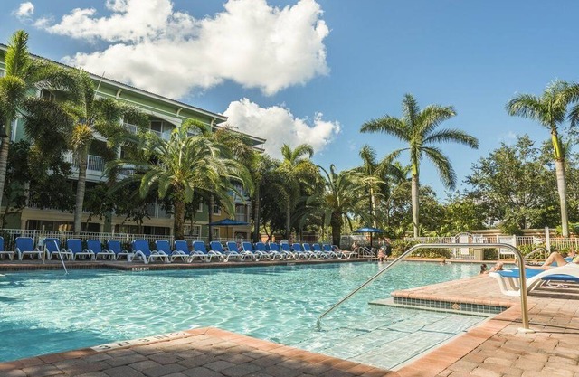 Luxury one bedroom and one bathroom unit with full amenities