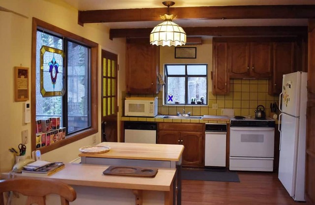 HighlandHouse: Kid & Dog-Friendly