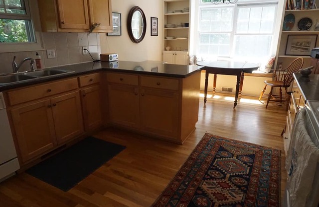 Beautiful House in Most Desirable area of Sewanee