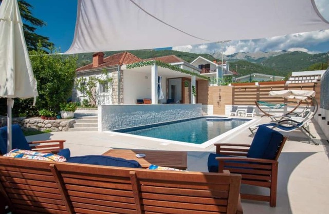 Villa D Apartments