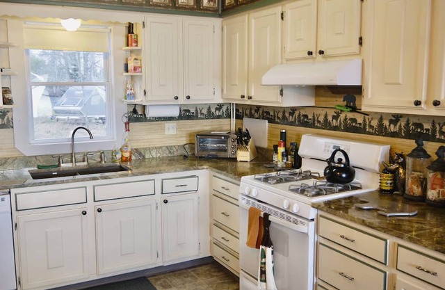 Cozy Retreat in Millinocket on Smith Pond: 300ft of water frontage