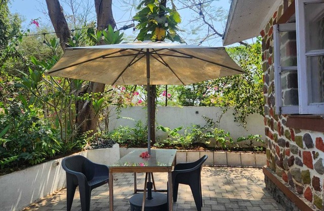 Cozy 2-bedroom villa with WiFi, AC in Gorgeous Karjat
