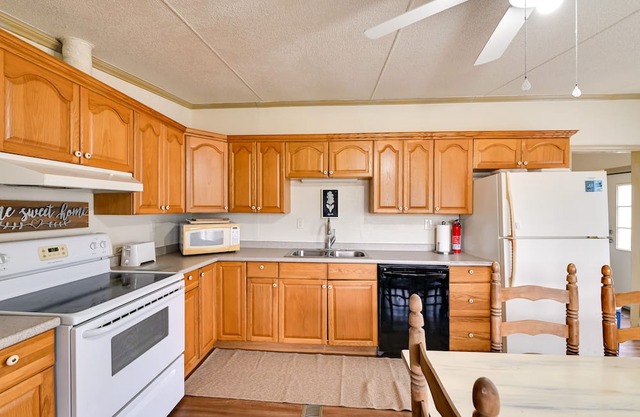 Family-Friendly Kingston House Near Lake Texoma