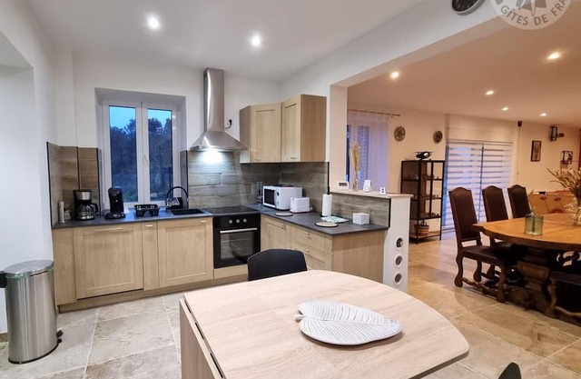 Gite Hasnon, 3 bedrooms, 6 persons