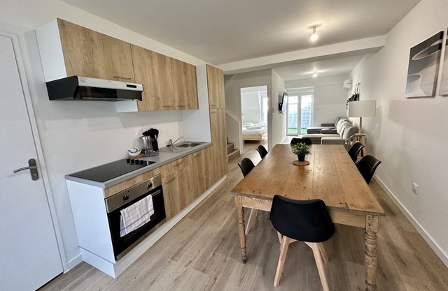 Mascate, Appartement Avec Extérieur en Hyper-centre de Reims