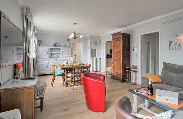 Beautiful apartment for 4 people with WIFI, TV, pets allowed and parking