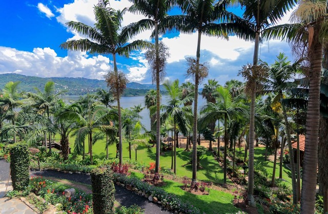 The Palm Beach Resort - Lake Kivu