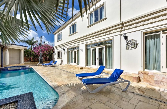 8 bedroom family friendly villa equipped for big & small groups, and its minutes