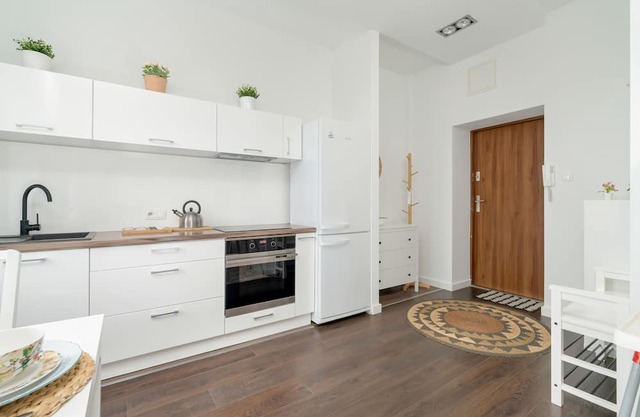 Cozy Apartment in Poznań by Renters