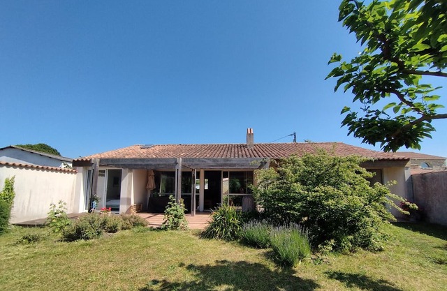 Villa Saint-Georges-d'Oléron, 4 bedrooms, 8 persons