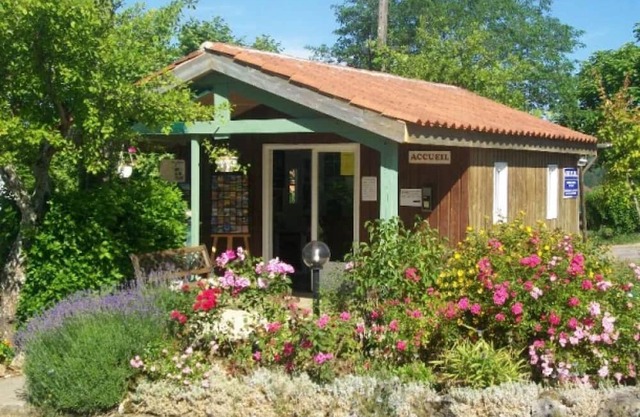 Mobilhome 3 étoiles - Piscine - eeeebb