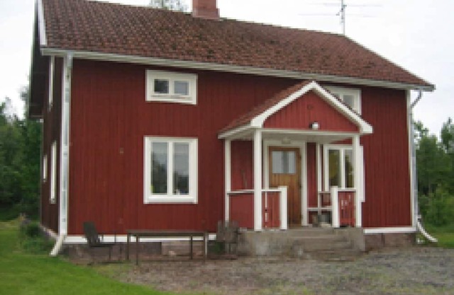 Holiday home in the Värmland forests with boat and internet