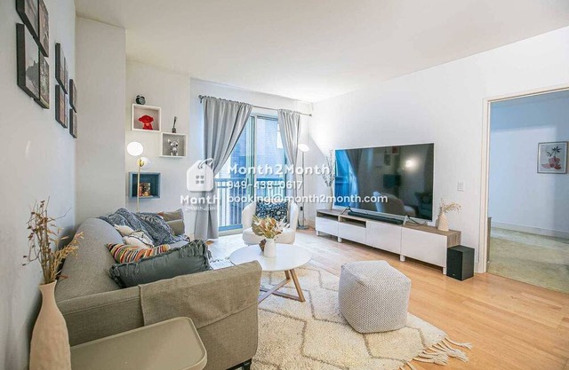 Luxe Urban Retreat on Lansing St #41904