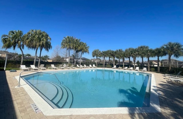 Luxury 3BR Home near Disney - GameRoom, Pool, Golf, BBQ, Tennis, Gym, Volleyball