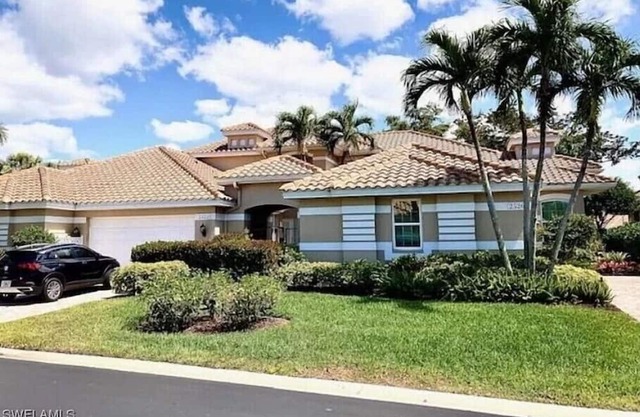 Beautiful House In Pelican Landing In Bonita Springs Florida
