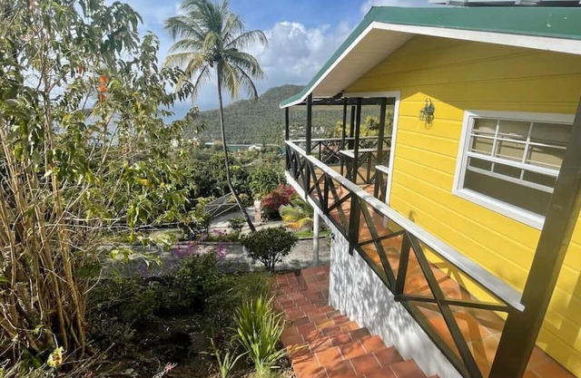 Guesthouse with amazing views!