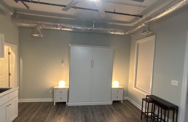 1QBed 1Bath/Fast WI-FI/No clean Fee/Keyless Entry