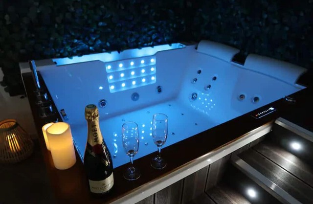 La Suite - Jacuzzi