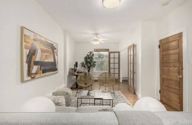 Modern furnished apartment ideally for traveling nurses. Stay in style