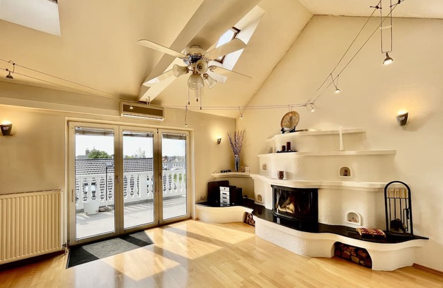 Atemberaubendes Loft mit Pool + Balkon
