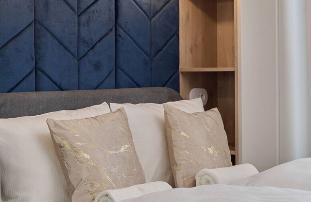 Krakowska Apartment by Renters Prestige