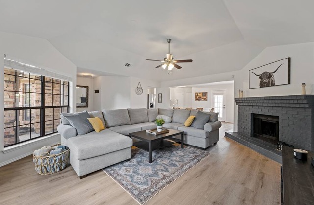 Spectacular Cozy Dallas Home