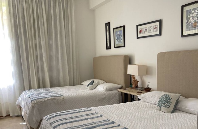 COZY, CLEAN AND BEAUTIFULL APARTMENT.