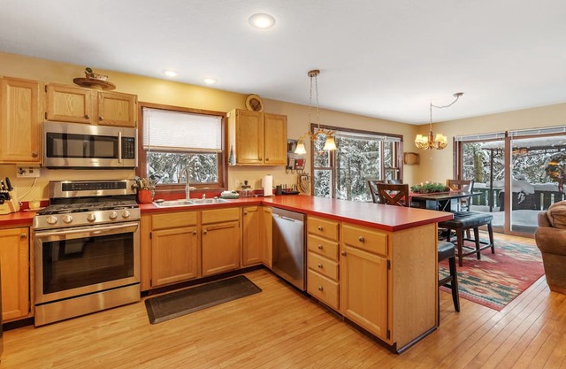 Vail Trail Inn - Hidden Hamlet - Nub's Nob 2 BD + Loft, 2 BTH