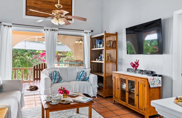 British Virgin Islands Modernique Villa with ocean views!