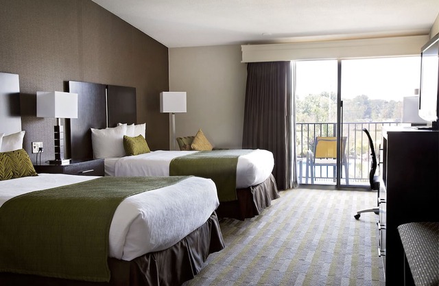 Historic Concord Suites