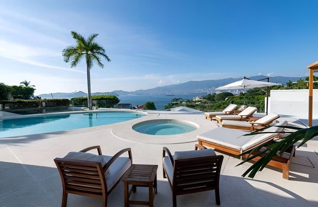 Spectacular Bay-View Home on Two Levels, with Full Service plus Private Chef