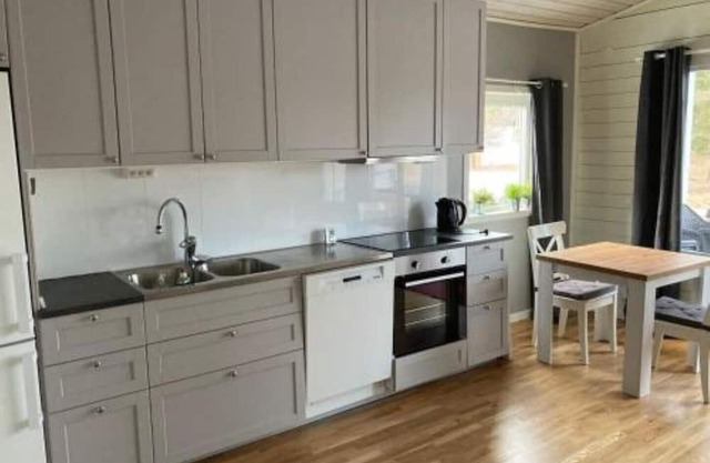 Välkomna Till Ostkustens Riviera! Elegant Boende i Timmernabben, Nybyggd 2021