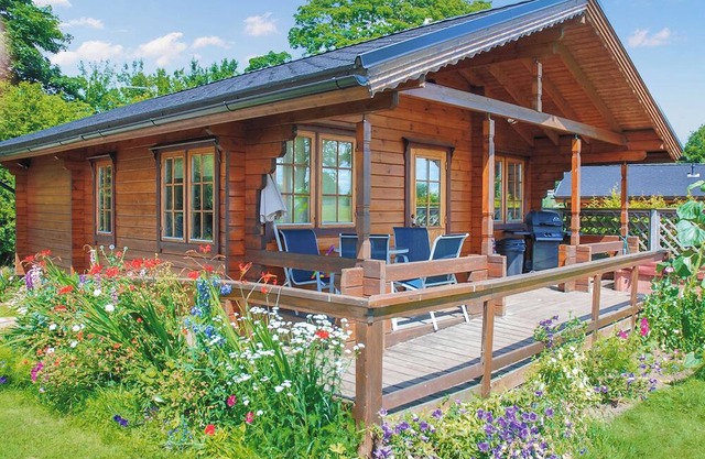 2 bedroom accommodation in Stillingfleet, York