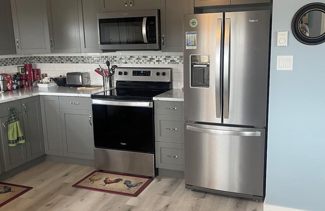 Oceanview-countryside Marconi trailn Close to louisbourgnW/C Accessible