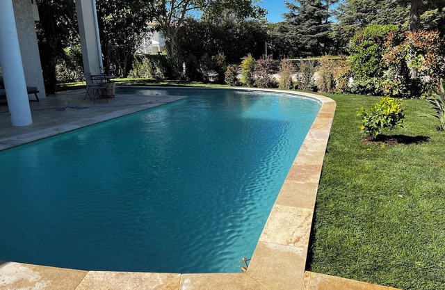 Au Coeur du Golf de Massane Villa Contemporaine Climatisée Avec Piscine