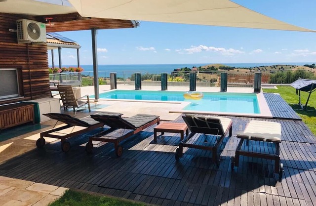 Villa Borsacchio with sea view