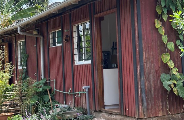Charming 1-BR Cottage, Karen, Nairobi WiFi & Garden