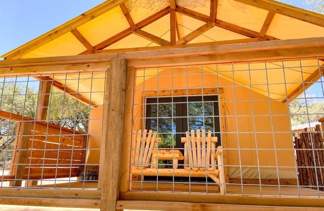 Beautiful Glamping Tented Cabin in Ingram, Texas, with Access to the Guadalupe River