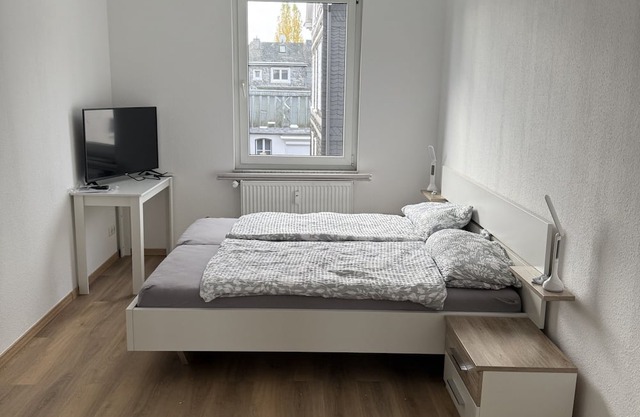 Apartment-Private Bathroom-No view