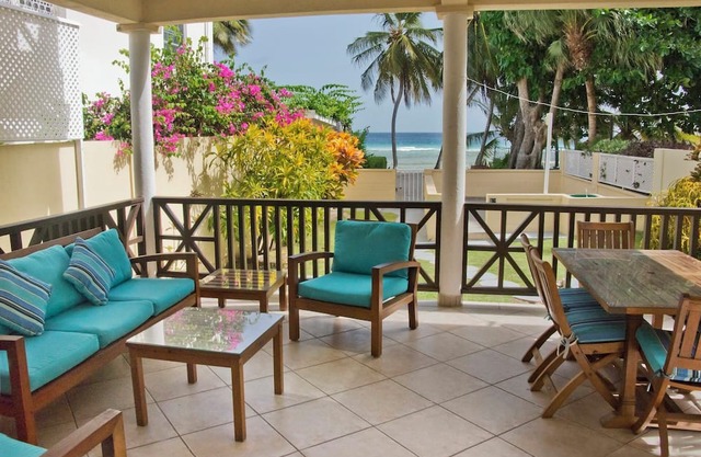 Bella Dia Lower | Three Bedroom Apartment on the Beach