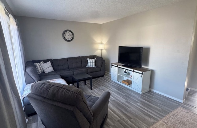 Warm comfy home near ORV & downtown calumet