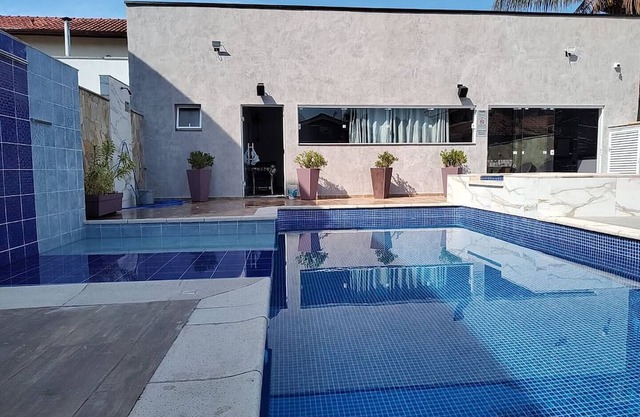 Beautiful house near the sea with heated pool!