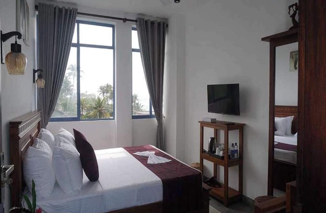 Welcome To Surf View Resort Ahangama