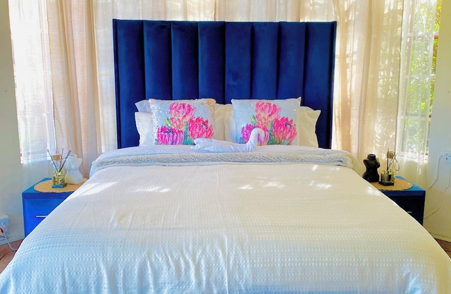 The Q’s Guest suite