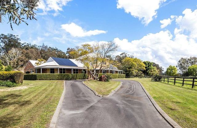 The Entertainers Estate with Pool and Tiny Home
