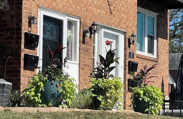 Cozy 2-bedroom apartment in charming Aldan