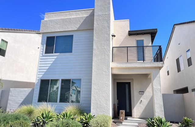 Mid-Century Modern 3BR in Great park Irvine