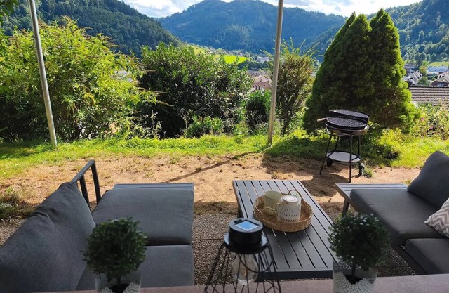 Apartment 'Kinzigtalblick' with Mountain View, Private Terrace and Wi-Fi
