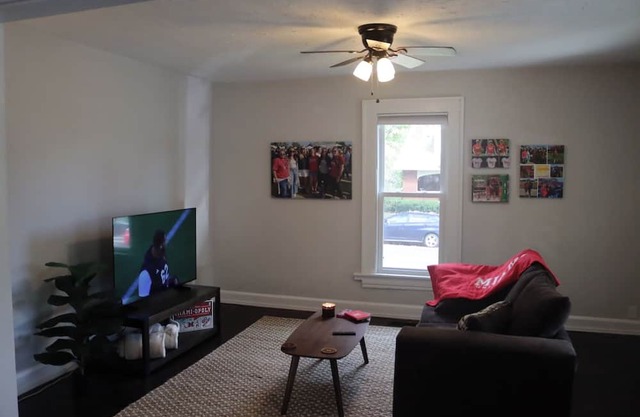 Gorgeous 4-bedroom home near Miami University in charming Oxford