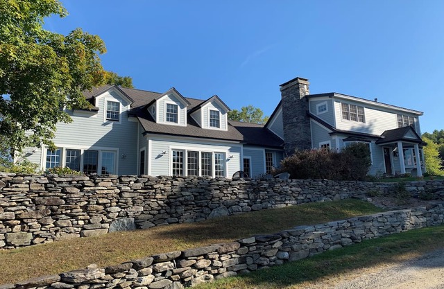 Luxurious, modern 6BR home on 436 acres, stunning views, hiking, near skiing